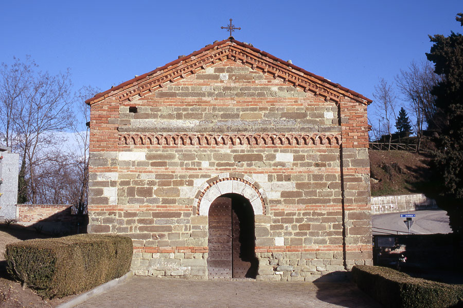 Chiesa di San Pietro ad Albugnano